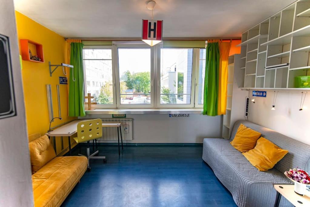 Colourful Space, So Butas *