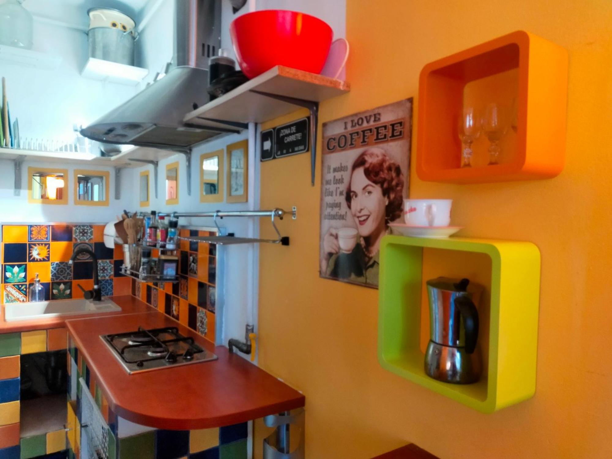 Colourful Space, So Butas